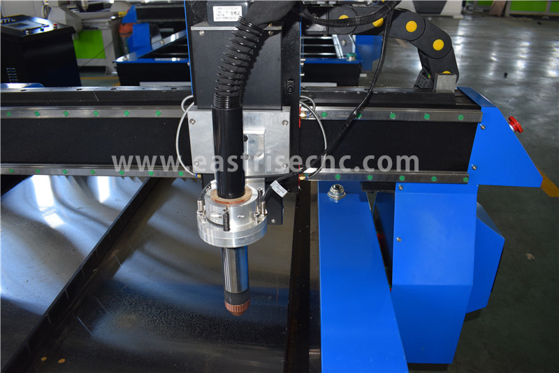CNC Metal Plasma Cutting Machine with Water Tank And Water Spray